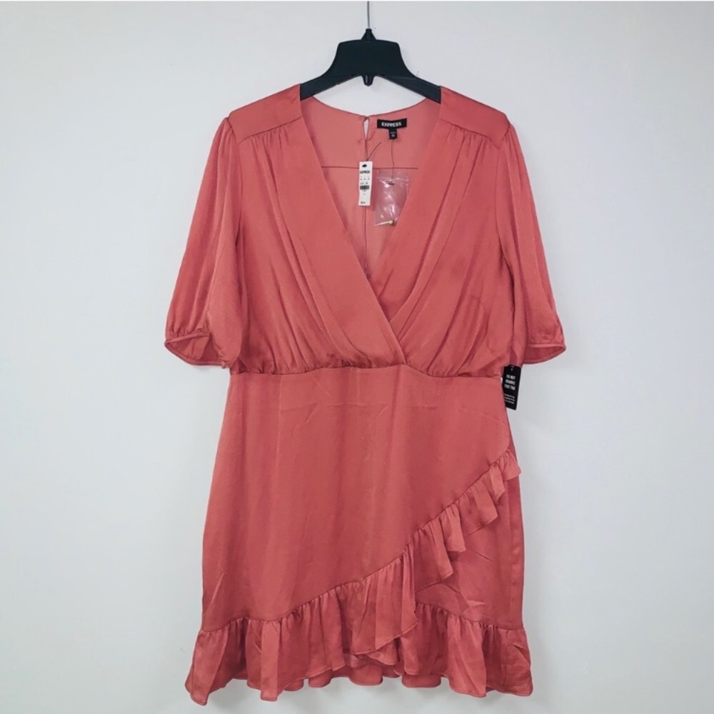 🔥NWT Express Satin Rouched Wrap Front Ruffle Dress